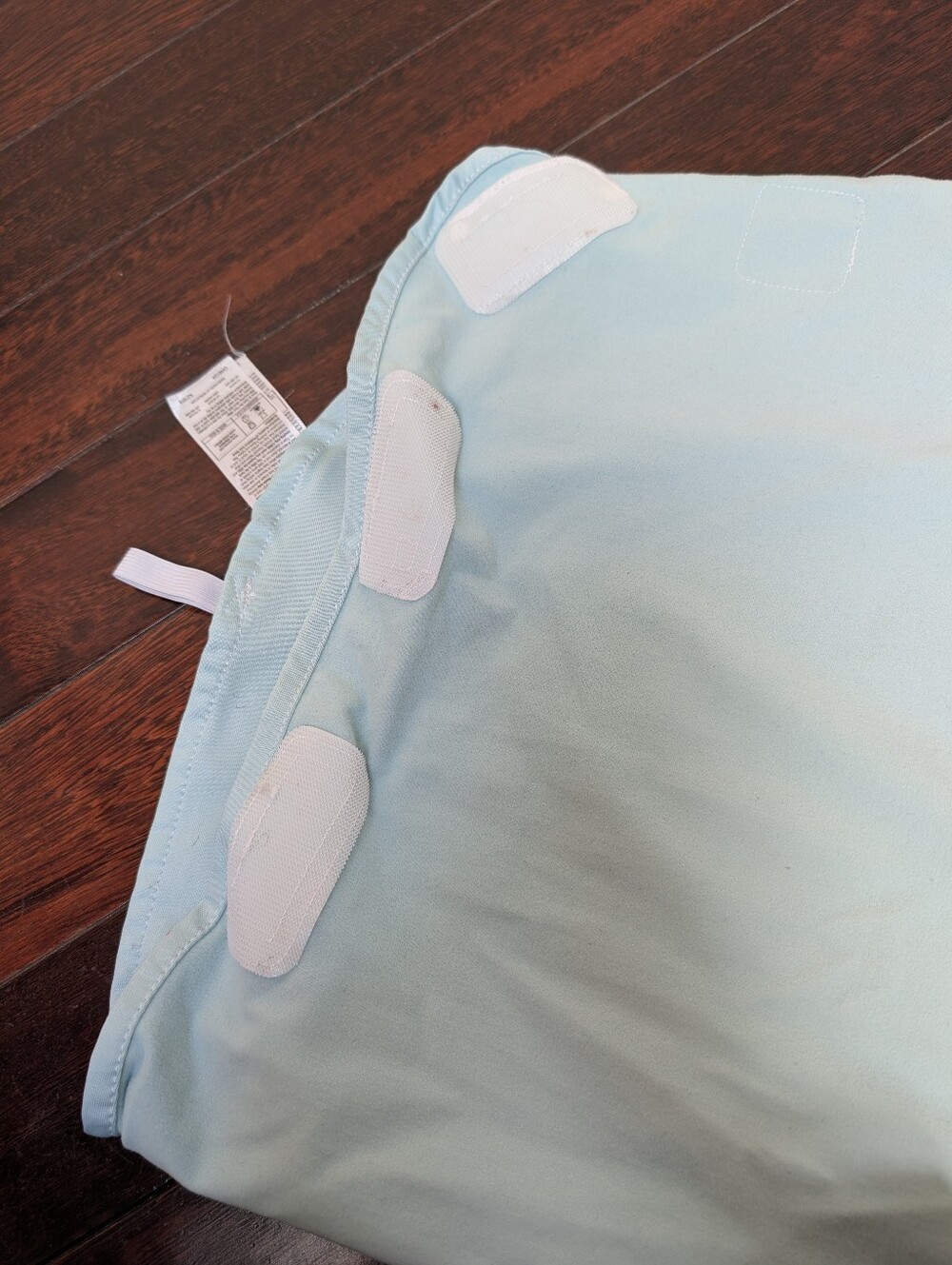 The Ollie Velcro baby swaddle - Light Blue - Picture 5 of 5